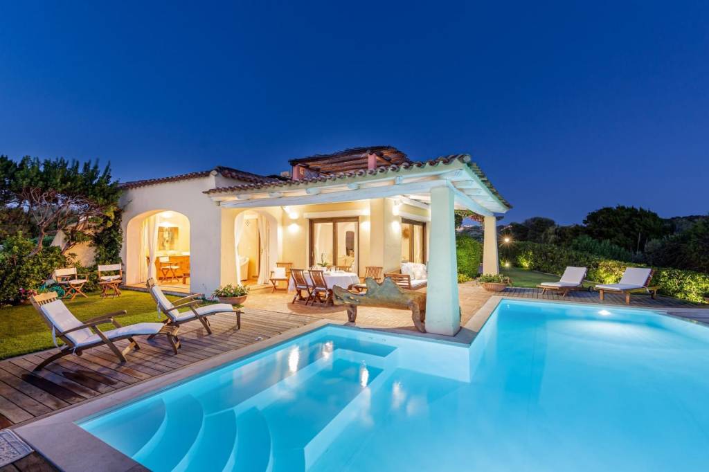 casa indipendente in vendita ad Arzachena in zona Porto Cervo