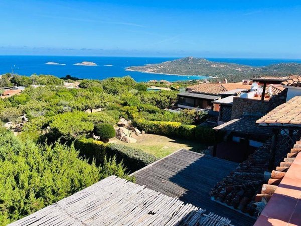 appartamento in vendita ad Arzachena in zona Porto Cervo