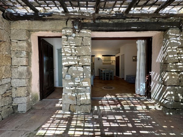 appartamento in vendita ad Arzachena in zona Porto Cervo