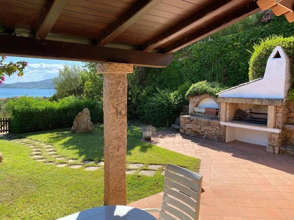 casa semindipendente in vendita ad Arzachena
