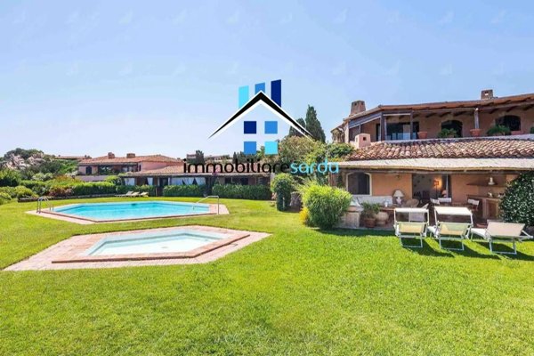 appartamento in vendita ad Arzachena in zona Porto Cervo
