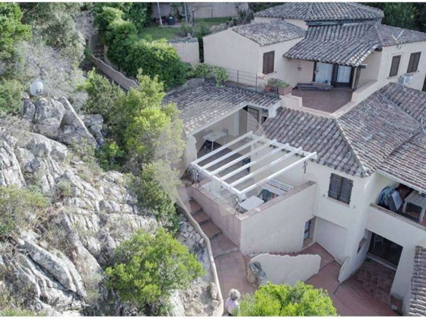 appartamento in vendita ad Arzachena in zona Porto Cervo