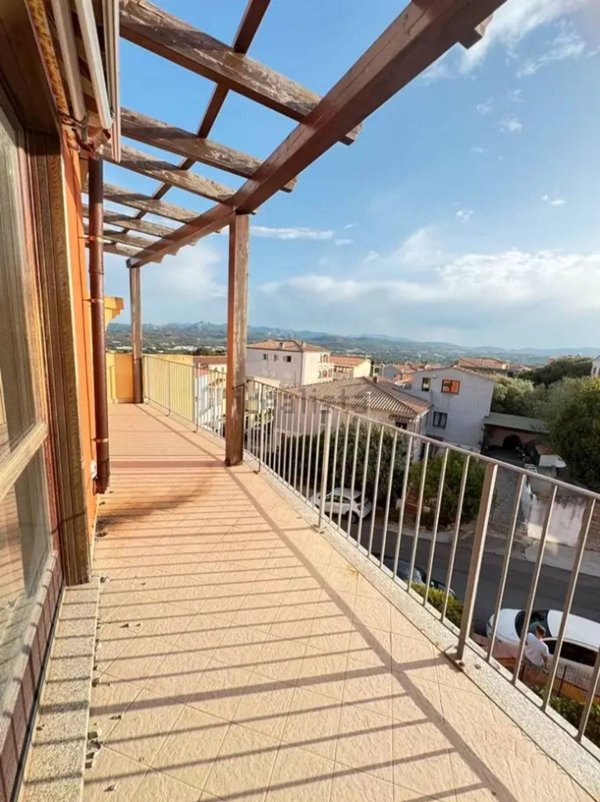 appartamento in vendita ad Arzachena