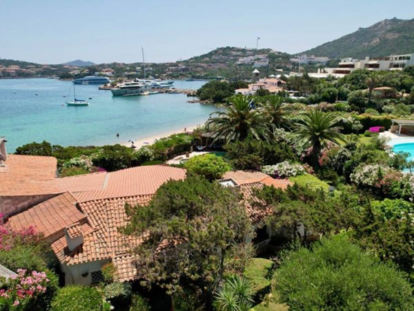 casa indipendente in vendita ad Arzachena in zona Porto Cervo