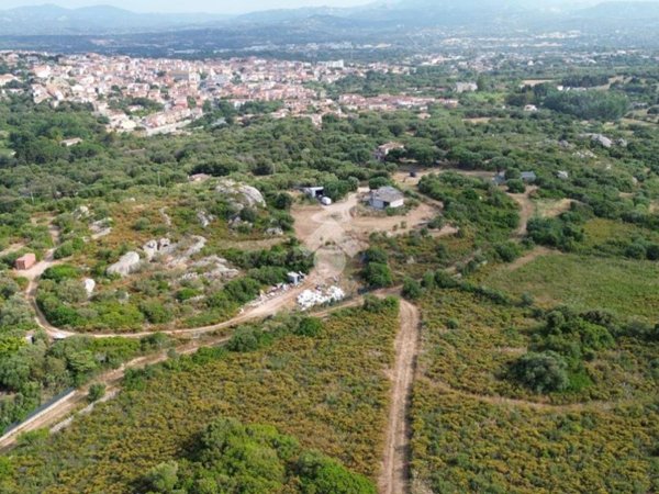 terreno agricolo in vendita ad Arzachena in zona Cannigione