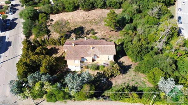 casa indipendente in vendita ad Arzachena