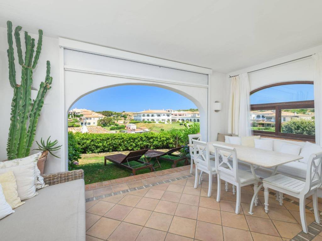 appartamento in vendita ad Arzachena in zona Porto Cervo