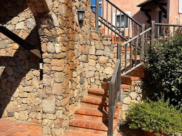 appartamento in vendita ad Arzachena in zona Porto Cervo