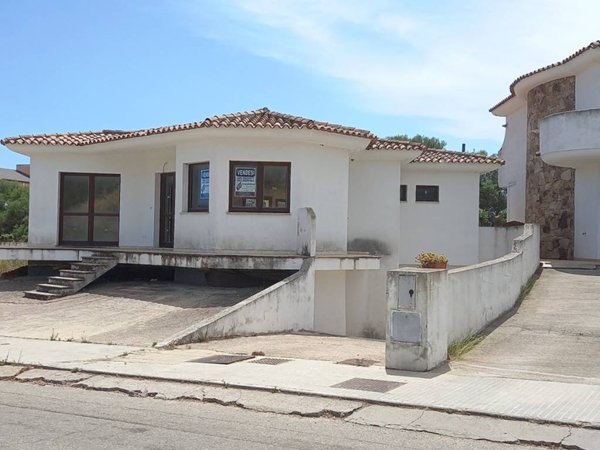 negozio in vendita ad Arzachena