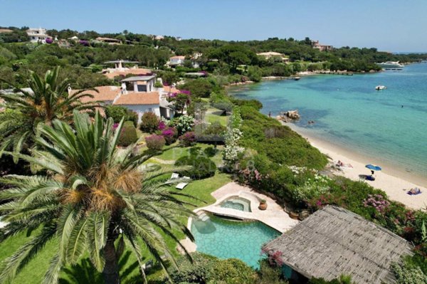 casa indipendente in vendita ad Arzachena in zona Porto Cervo