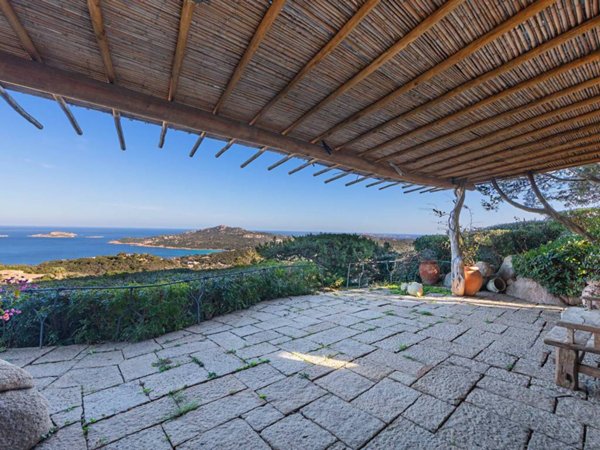 casa indipendente in vendita ad Arzachena in zona Porto Cervo
