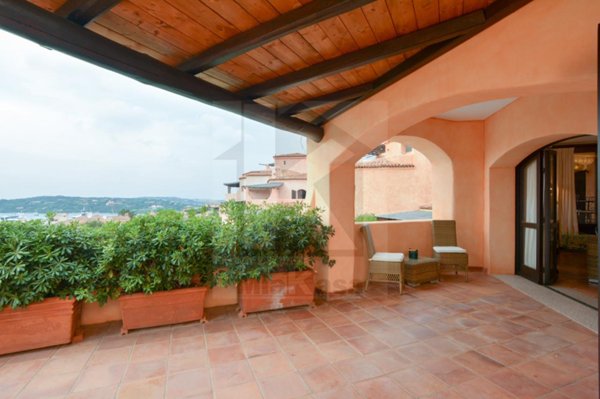 appartamento in vendita ad Arzachena in zona Porto Cervo