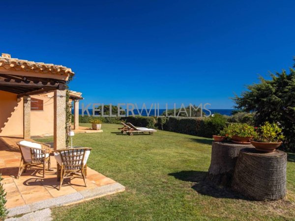 casa indipendente in vendita ad Arzachena in zona Porto Cervo