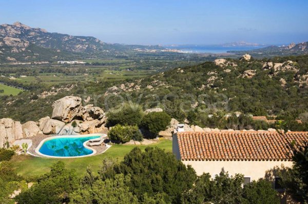 casa indipendente in vendita ad Arzachena