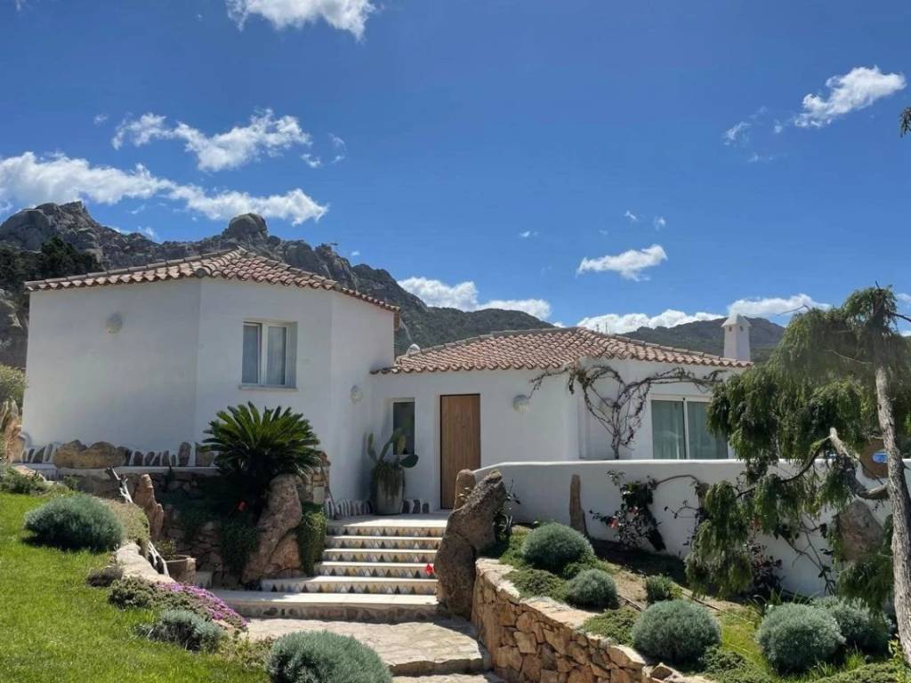 casa indipendente in vendita ad Arzachena in zona Porto Cervo