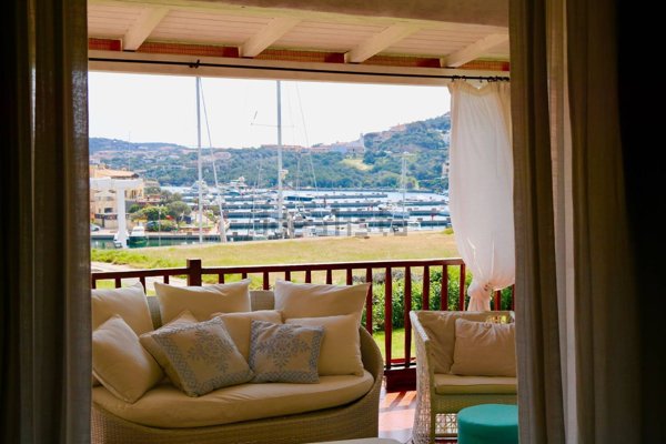 appartamento in vendita ad Arzachena in zona Porto Cervo