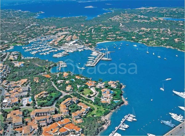 casa indipendente in vendita ad Arzachena in zona Capriccioli