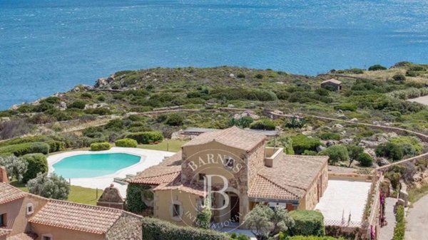 casa indipendente in vendita ad Arzachena