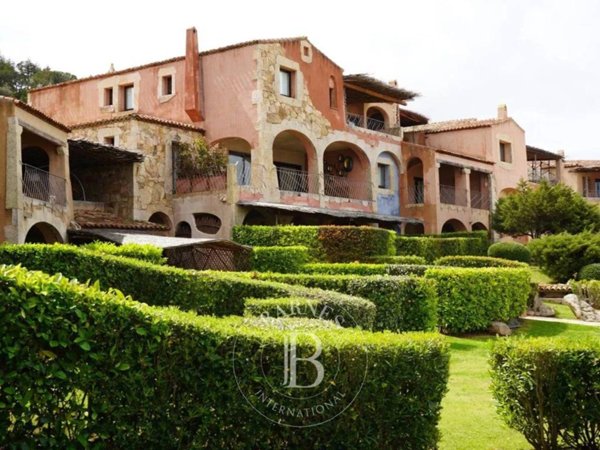 appartamento in vendita ad Arzachena in zona Porto Cervo