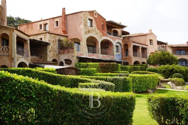 appartamento in vendita ad Arzachena in zona Porto Cervo