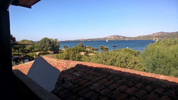 casa indipendente in vendita ad Arzachena in zona Cannigione