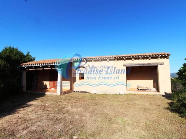 casa indipendente in vendita ad Arzachena