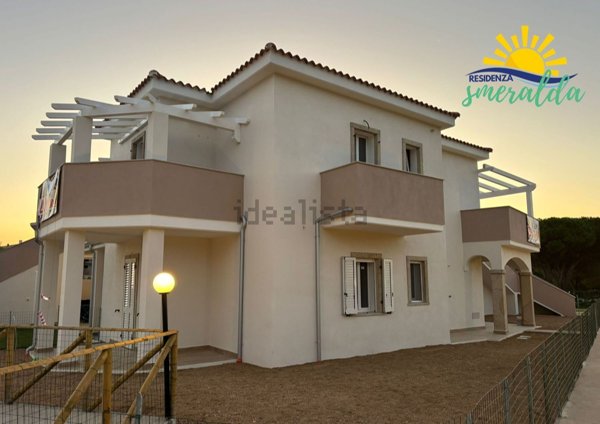 appartamento in vendita ad Arzachena