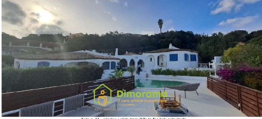 casa indipendente in vendita ad Arzachena in zona Porto Cervo