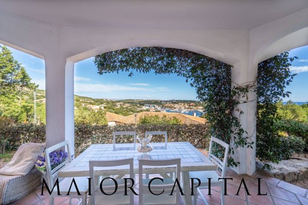 appartamento in vendita ad Arzachena in zona Porto Cervo