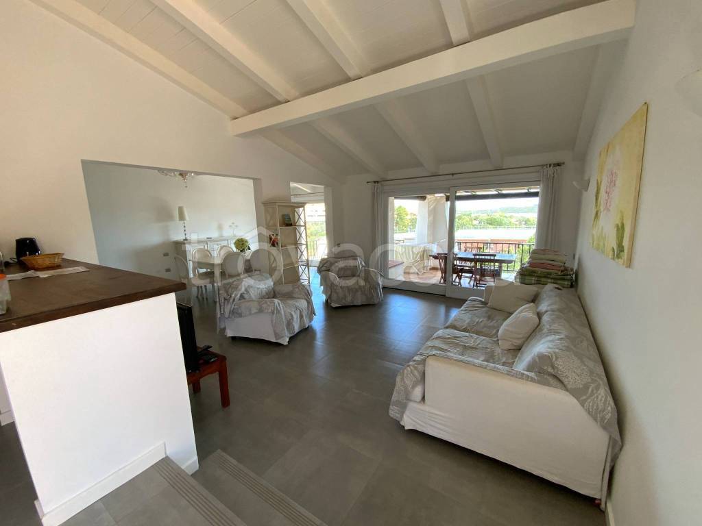 appartamento in vendita ad Arzachena in zona Porto Cervo