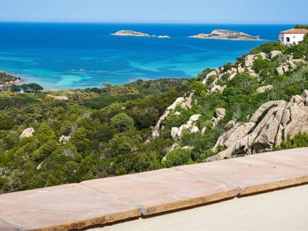 casa indipendente in vendita ad Arzachena in zona Porto Cervo