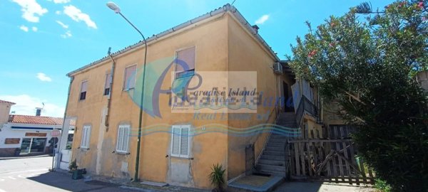 appartamento in vendita ad Arzachena