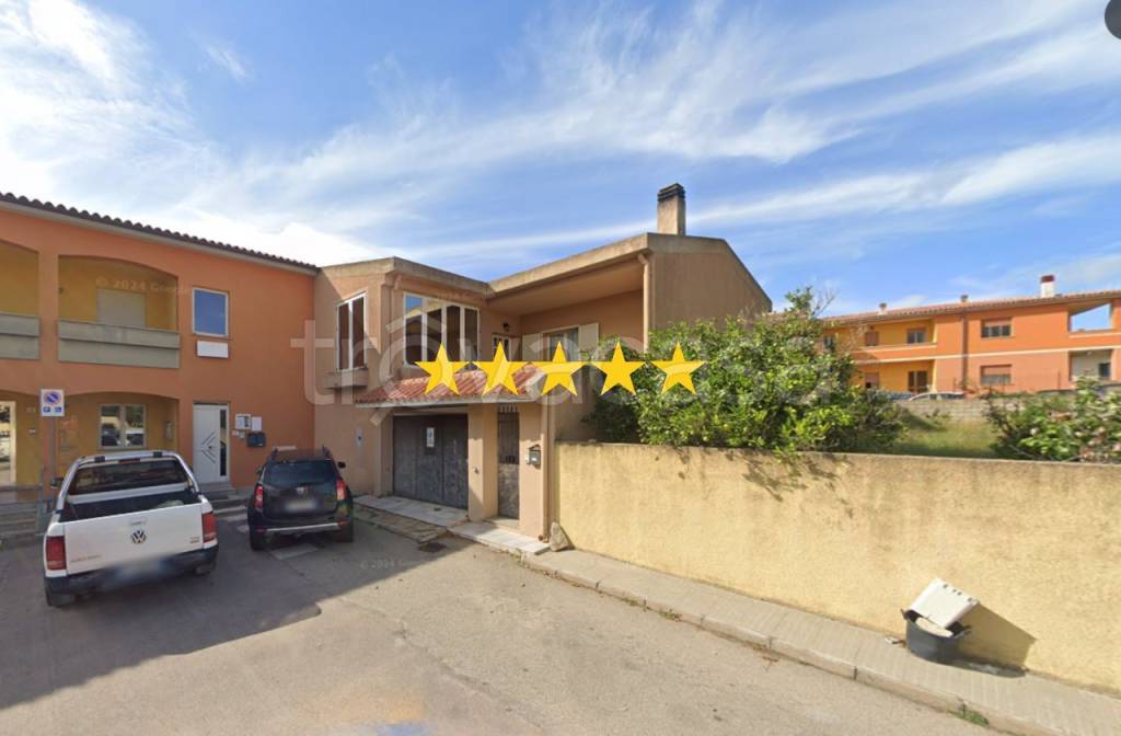 appartamento in vendita ad Arzachena