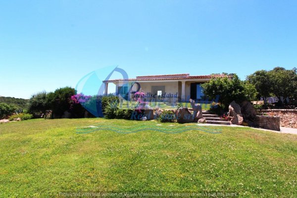 casa indipendente in vendita ad Arzachena