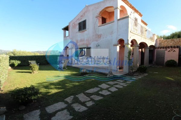 appartamento in vendita ad Arzachena