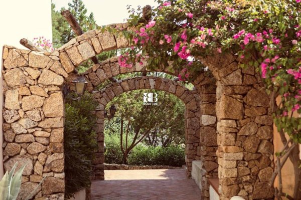 casa indipendente in vendita ad Arzachena