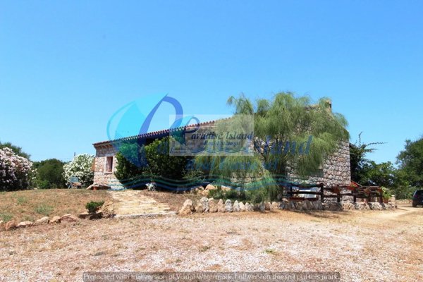 casa indipendente in vendita ad Arzachena