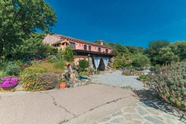 casa indipendente in vendita ad Arzachena