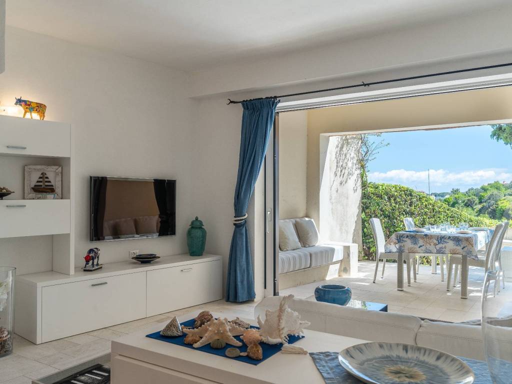 appartamento in vendita ad Arzachena in zona Porto Cervo