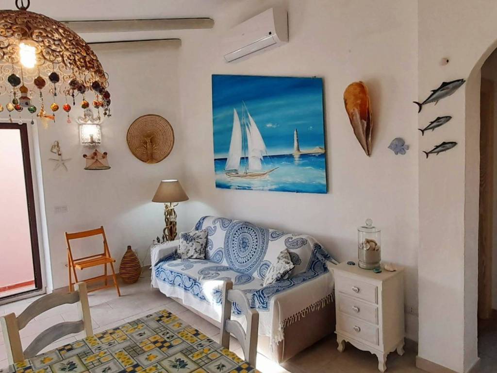 appartamento in vendita ad Arzachena in zona Cannigione