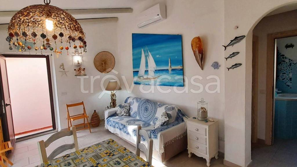 appartamento in vendita ad Arzachena in zona Cannigione