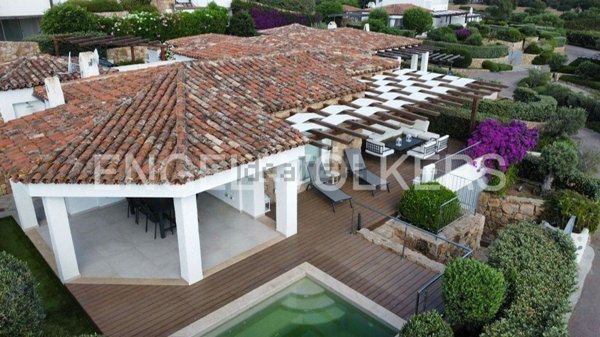 casa indipendente in vendita ad Arzachena