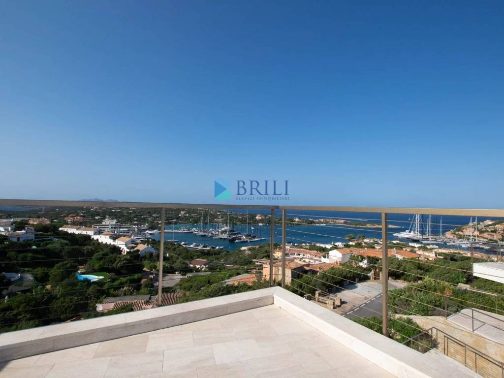 appartamento in vendita ad Arzachena in zona Porto Cervo