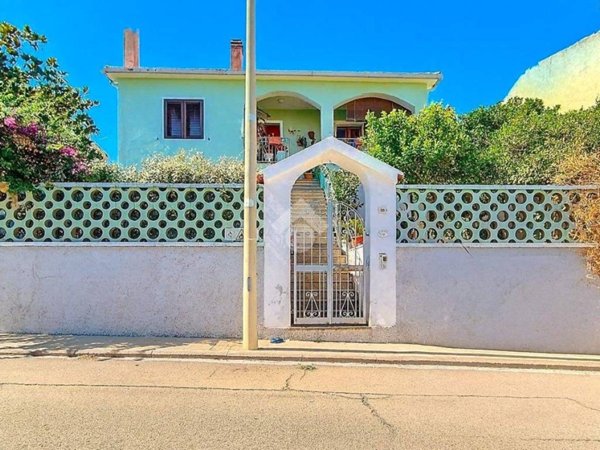 appartamento in vendita ad Arzachena