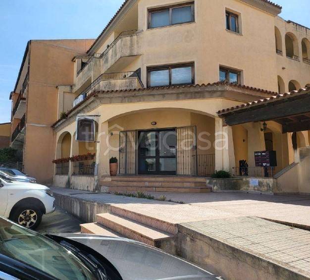 negozio in vendita ad Arzachena