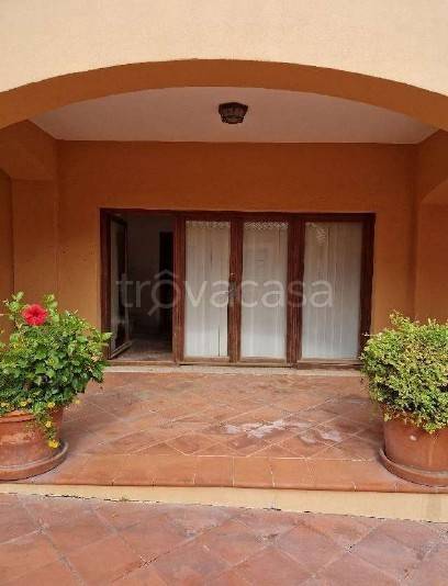 negozio in vendita ad Arzachena in zona Porto Cervo