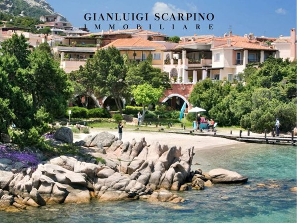 appartamento in vendita ad Arzachena in zona Porto Cervo
