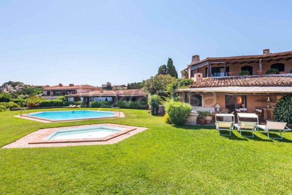 appartamento in vendita ad Arzachena in zona Porto Cervo