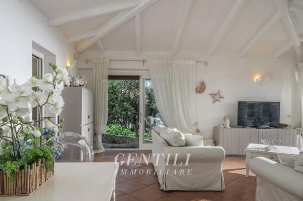 casa indipendente in vendita ad Arzachena in zona Porto Cervo