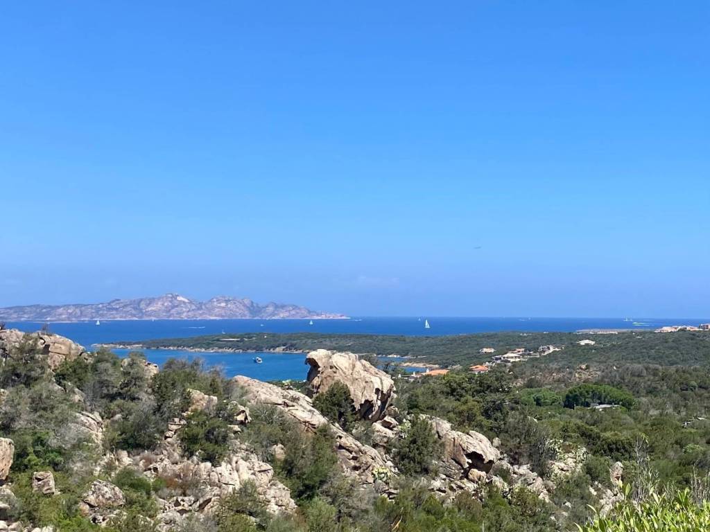 appartamento in vendita ad Arzachena in zona Porto Cervo